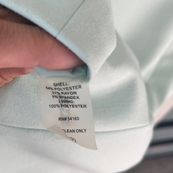 Seafoam Green Women’s Calvin Klein Suit Jacket | Size 6P | Excellent Condition - Picture 5 of 5